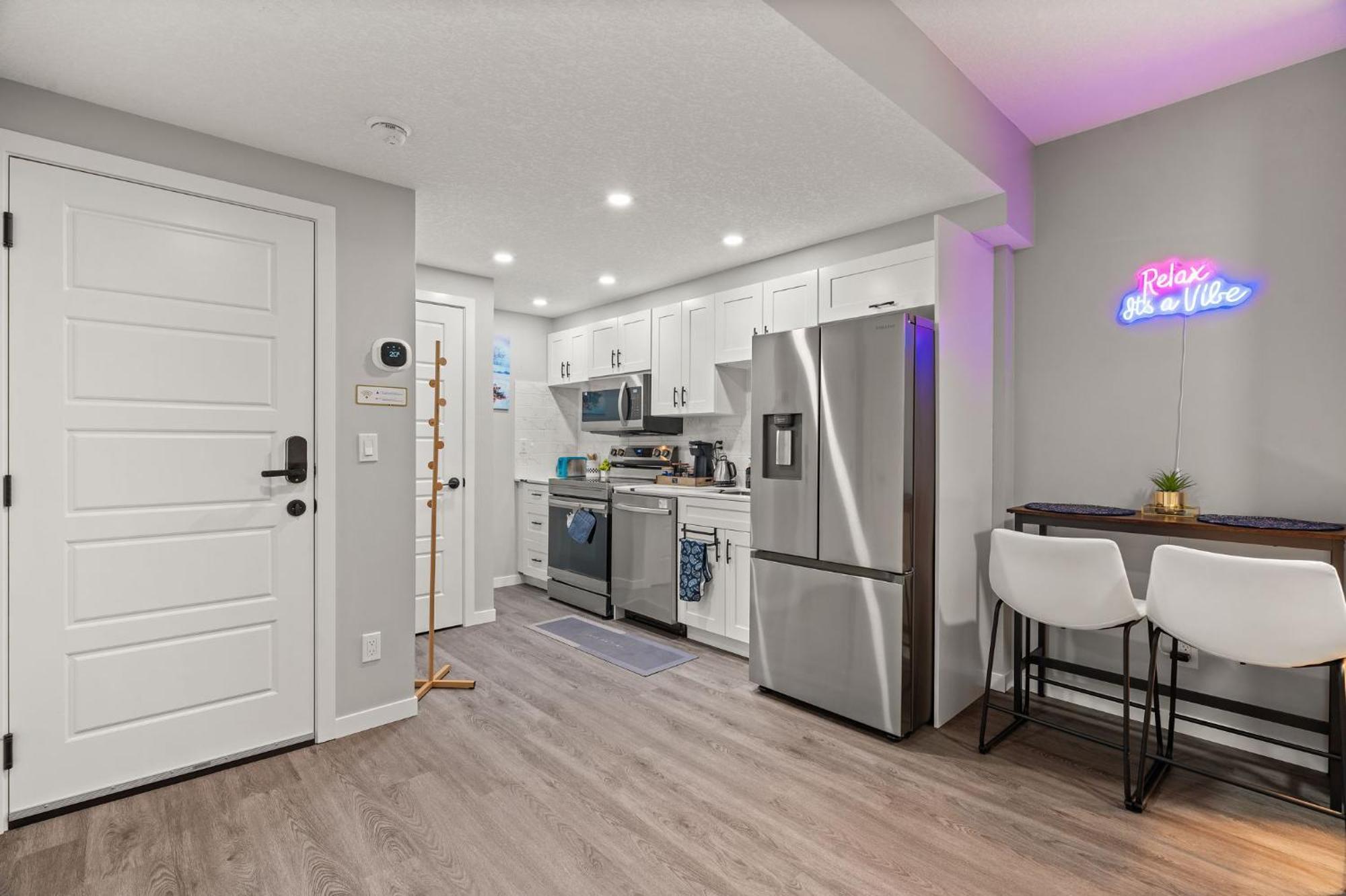 Meriweather - Calgary Breathtaking 1-Bedroom Apartment Екстер'єр фото